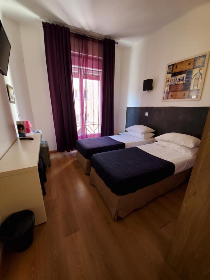 Brit Hotel Colbert Juan-les-Pins Eksteriør billede