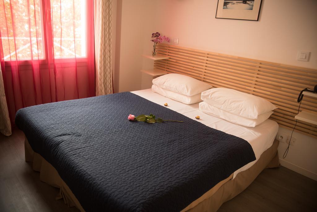 Brit Hotel Colbert Juan-les-Pins Eksteriør billede