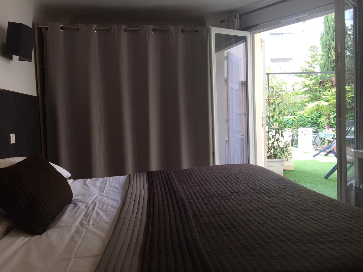 Brit Hotel Colbert Juan-les-Pins Eksteriør billede
